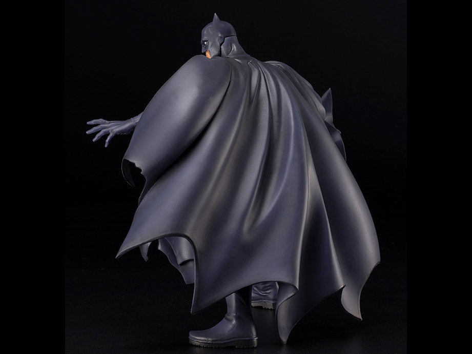 Kotobukiya 1/6 DC Batman: Hush Batman ArtFx+ Statue