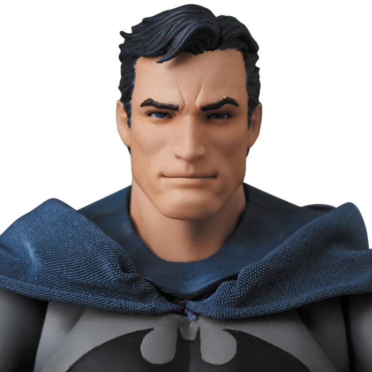 Mafex No. 105 DC Comics Batman: Hush Batman (Blue Ver.) Action Figure Medicom