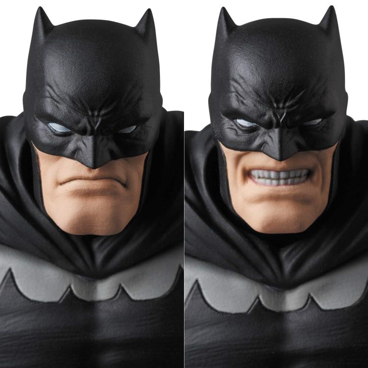 Mafex No. 106 DC Comics Frank Miller's The Dark Knight Returns Batman Action Figure Medicom