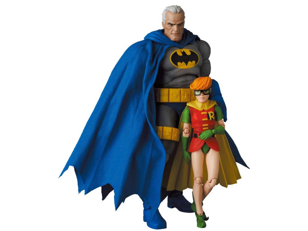 Mafex No. 139 DC Comics Batman: The Dark Knight Returns Batman (Blue Ver.) and Robin 2-Pack Action Figure Medicom