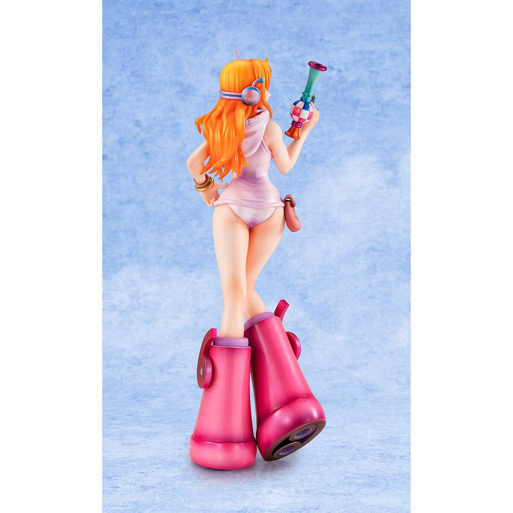 Megahouse POP Portrait of Pirate One Piece Evolutionary History Nami Statue Figure