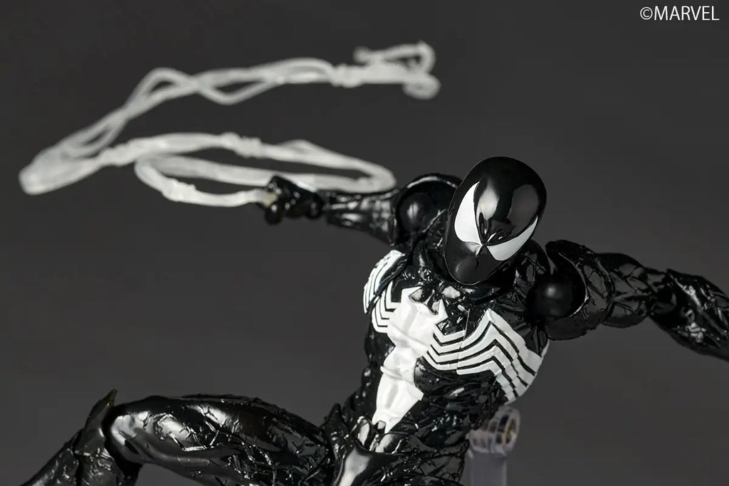 Amazing Yamaguchi Revoltech Figure Complex Symbiote Spider-Man NR105