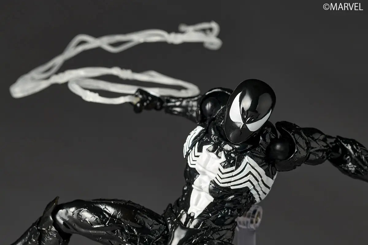 Amazing Yamaguchi Revoltech Figure Complex Symbiote Spider-Man NR105