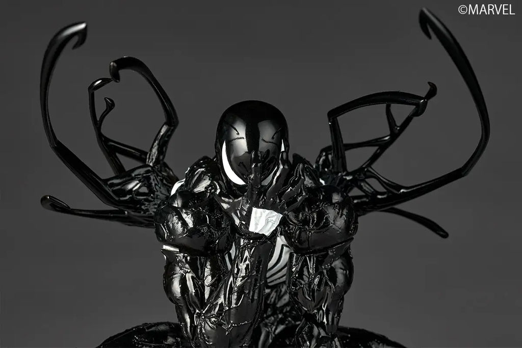 Amazing Yamaguchi Revoltech Figure Complex Symbiote Spider-Man NR105