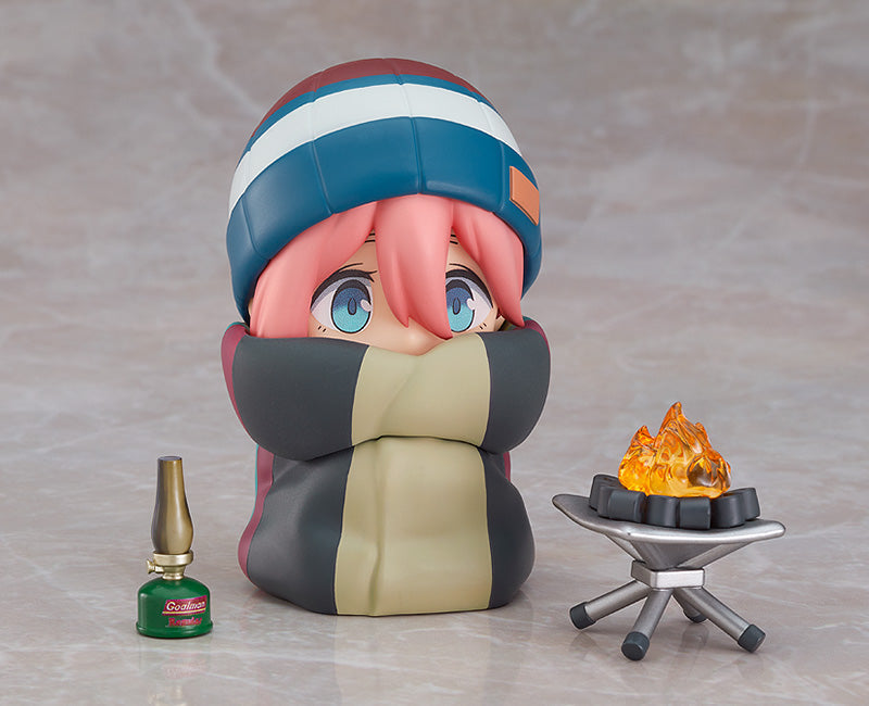 Nendoroid #1623-DX Nadeshiko Kagamihara (Solo Camp Ver.) Yuru Camp