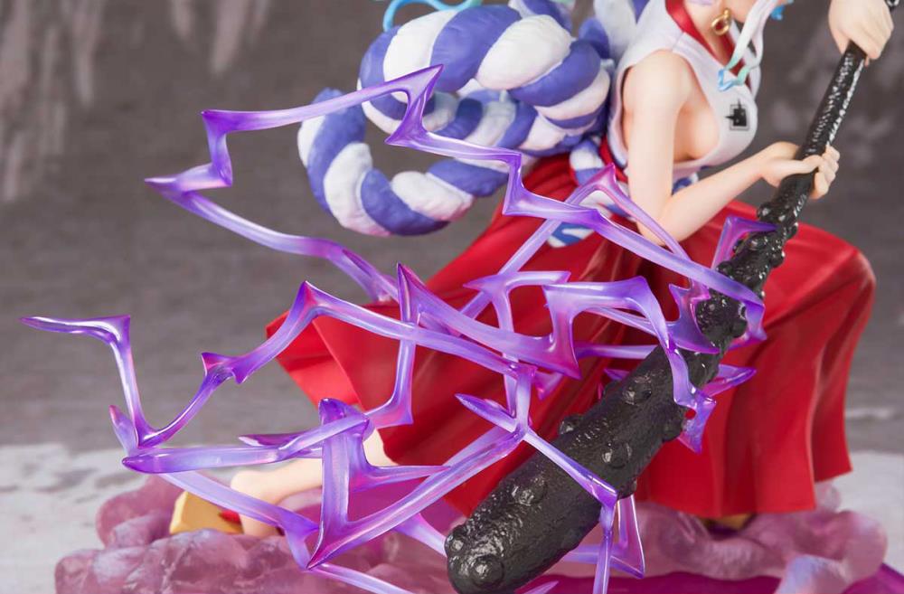 Figuarts Zero Extra Battle One Piece Yamato (Raimei Hakke) Statue