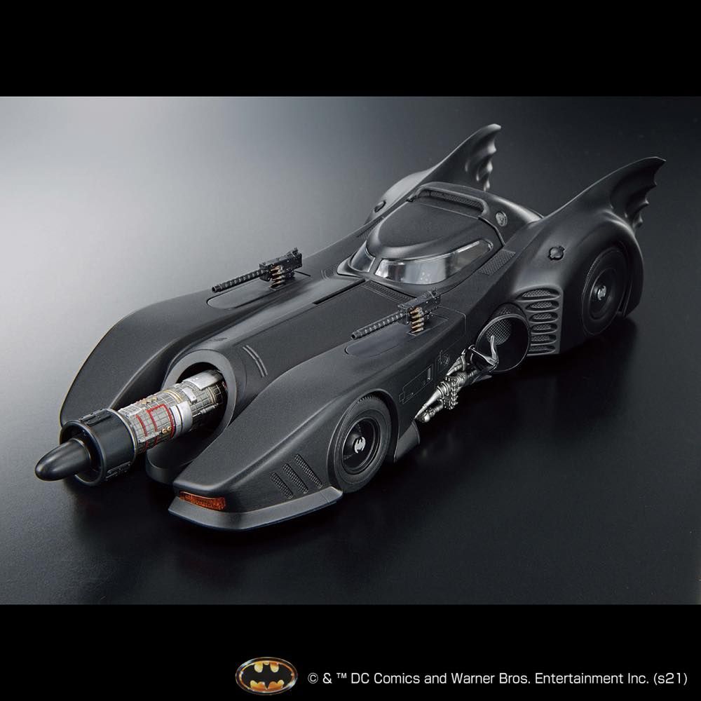 Bandai 1/35 Tim Burton's Batman Batmobile [Batman Ver.] Model Kit