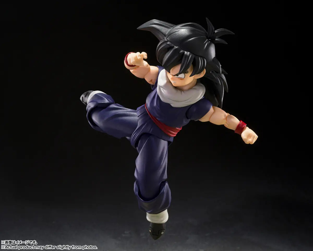 S.H. Figuarts Dragon Ball Z Gohan (Z-Fighters Group Base Ver. A) Limited Edition With Bonus Action Figure