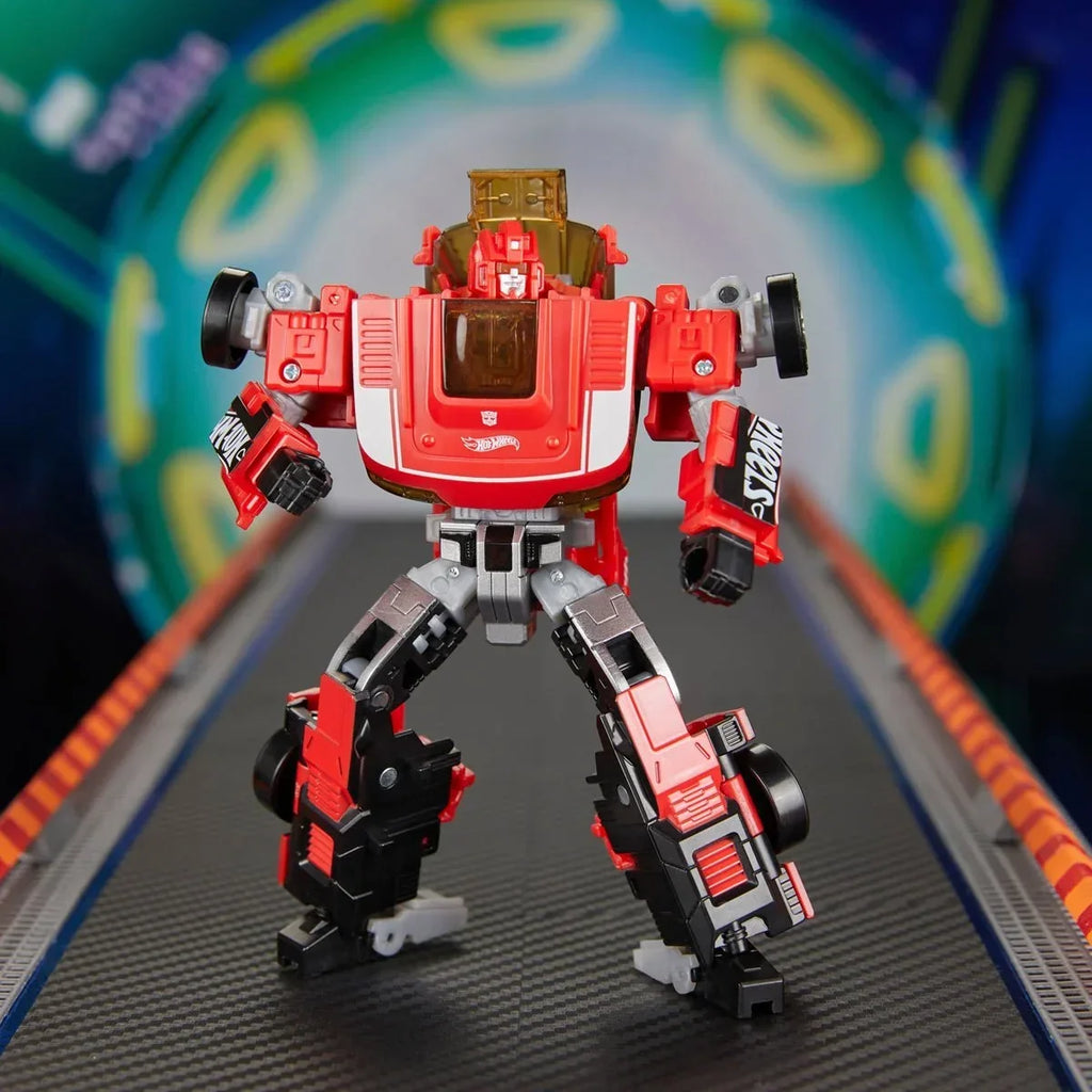 Hasbro Transformers Collaborative x Hot Wheels Deluxe Class GT-Scorcher 5 Inch Action Figure