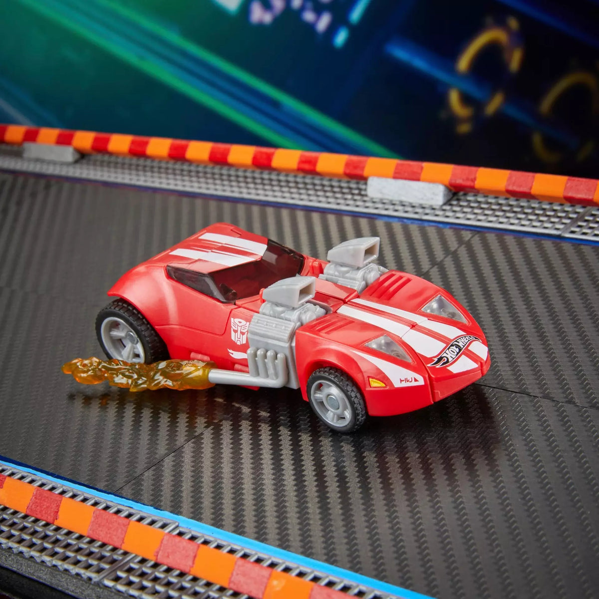 Transformers Collaborative Hot Wheels Twin Mill (Red) Action Figure