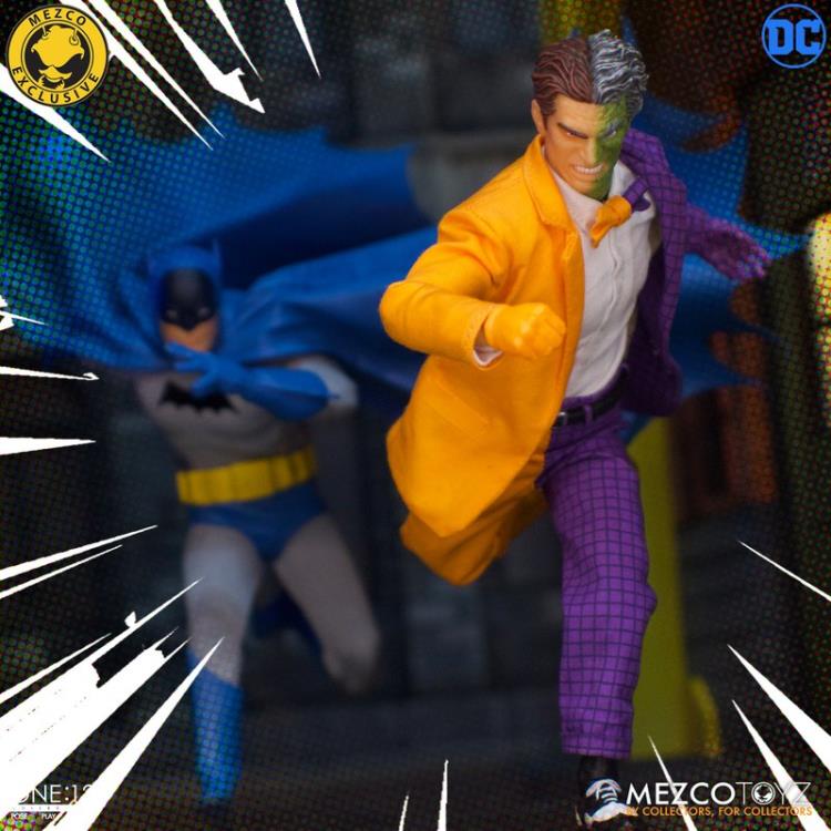 Mezco Toyz ONE:12 Collective: Golden Age Batman vs. Two-Face Exclusive Boxed Set Action Figure