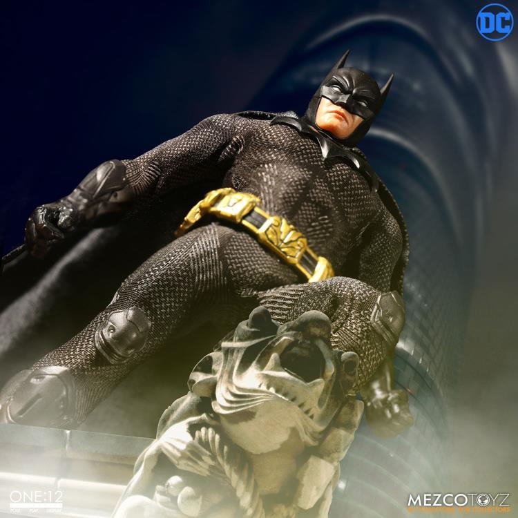 Mezco Toyz ONE:12 Collective: Sovereign Knight Batman Action Figure