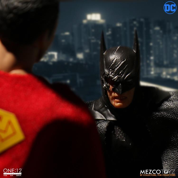 Mezco Toyz ONE:12 Collective: Sovereign Knight Batman Action Figure