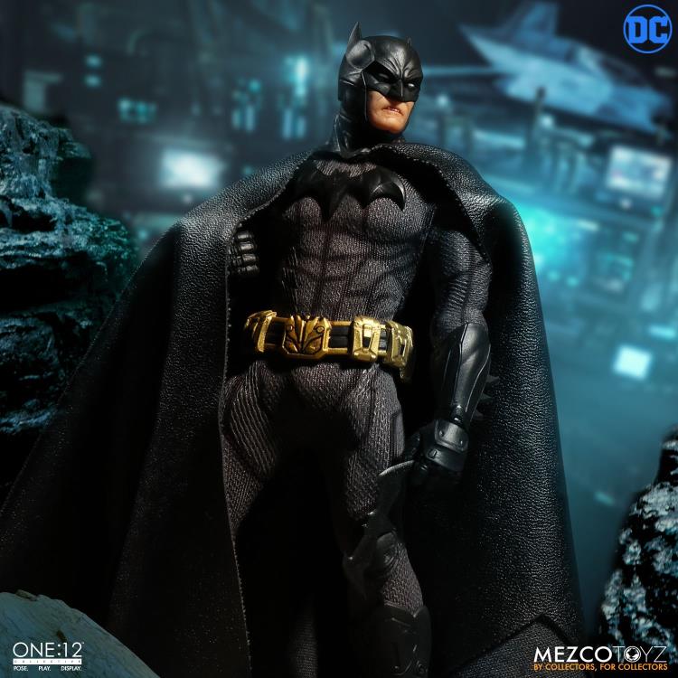 Mezco Toyz ONE:12 Collective: Sovereign Knight Batman Action Figure