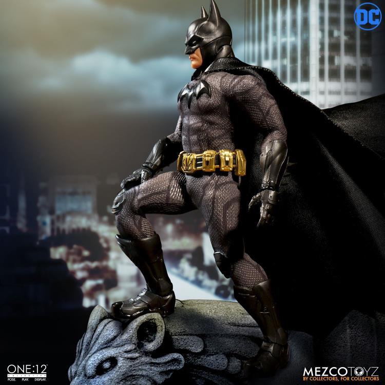 Mezco Toyz ONE:12 Collective: Sovereign Knight Batman Action Figure