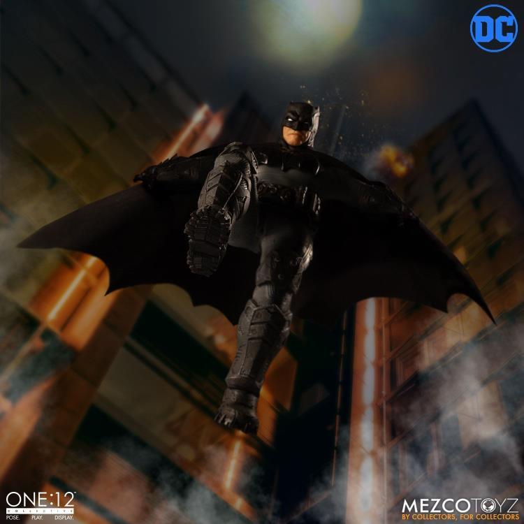 Mezco Toyz ONE:12 Collective Batman (Supreme Knight) Action Figure