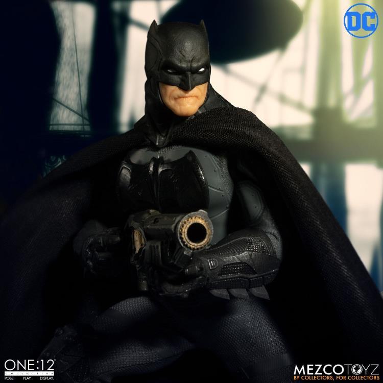 Mezco Toyz ONE:12 Collective Batman (Supreme Knight) Action Figure