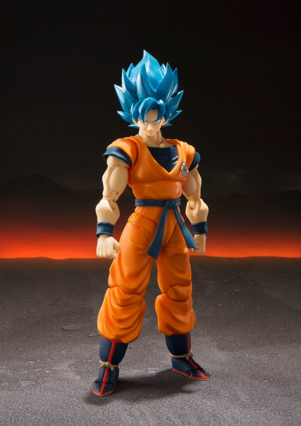 S.H. Figuarts Dragon Ball Super Saiyan God Super Saiyan Goku Blue Action Figure