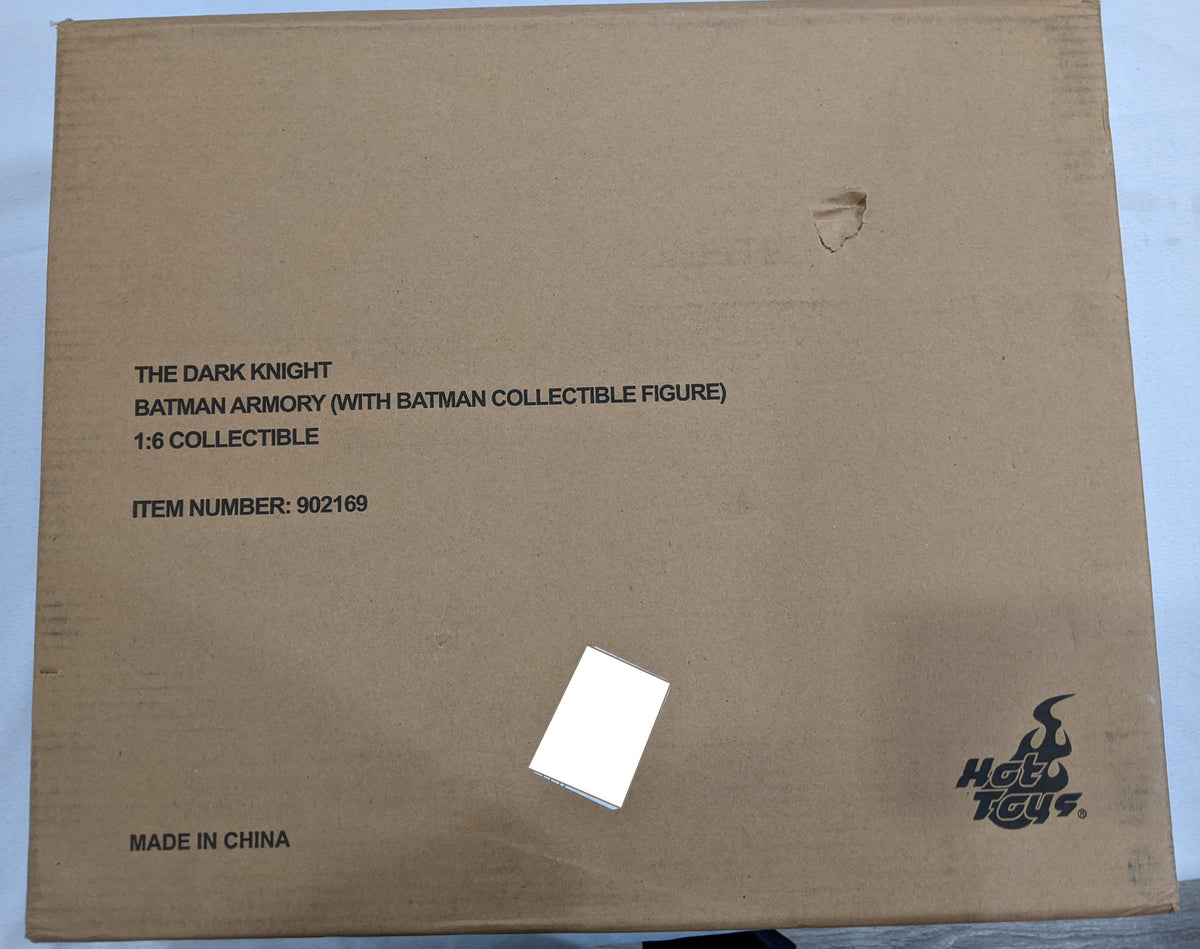 Hot Toys 1/6 The Dark Knight Batman Armory with Batman Figure Sixth Scale Figure MMS234