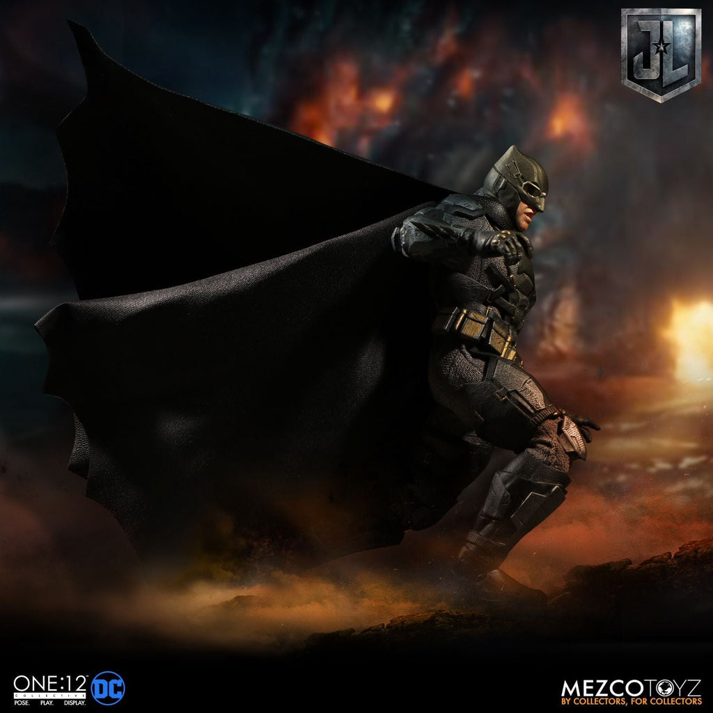 Mezco Toyz ONE:12 Collective: DC Comics Justice League Batman Tactical Suite Action Figure
